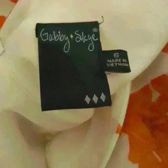 Party/cocktail printed orange and  white mini dress casual or dressy back zipper - Picture 4 of 5